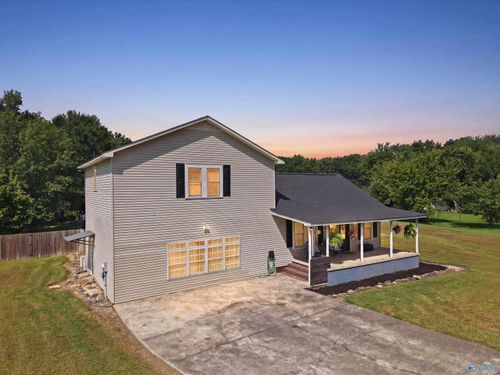 935 Mcville Rd, Boaz, AL, 35957-6005 | Card Image