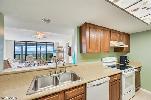 803-17 Bluebill Ave, NAPLES, FL, 34108-1763 | Card Image
