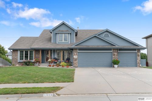 13609 S 42nd Ave, Bellevue, NE, 68123-6246 | Card Image