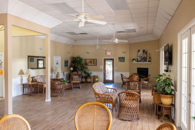 APT-2 - 5740 Marina Dr, House attached with 2 bedrooms, 2 bathrooms and null parking in Sebastian FL | Image 20