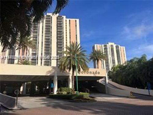 apt-2233-20379 W Country Club Dr, Aventura, FL, 33180-1629 | Card Image