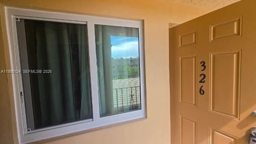 326-2145 Pierce St, Hollywood, FL, 33020-7402 | Card Image