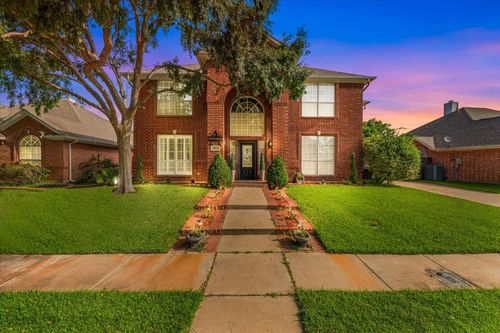 3163 Waterside Dr, Arlington, TX, 76012-2134 | Card Image