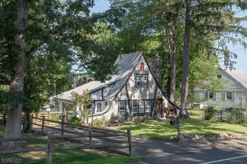 116 E Shore Trl, Sparta, NJ, 07871-2105 | Card Image