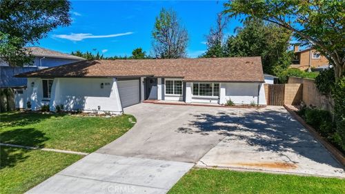 2075 Sherman St, Simi Valley, CA, 93065-2428 | Card Image