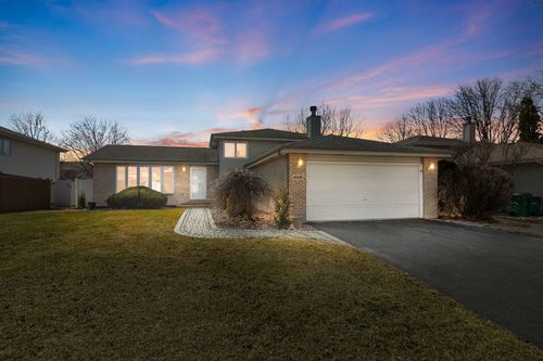 16641 W Oneida Dr, Lockport, IL, 60441-4245 | Card Image