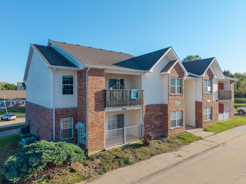 208-29 N Cedar Lake Dr W, COLUMBIA, MO, 65203-7801 | Card Image
