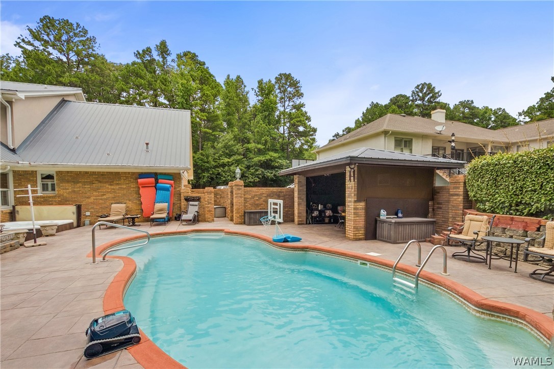 Residential in Northport 3