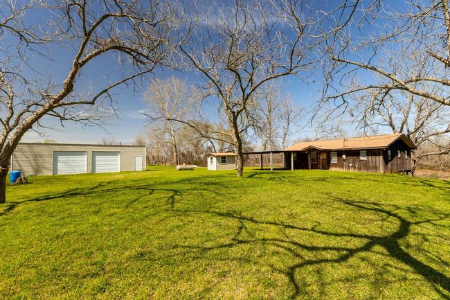3765 Lazy River Dr, House other with 3 bedrooms, 2 bathrooms and 2 parking in Sealy TX | Image 5