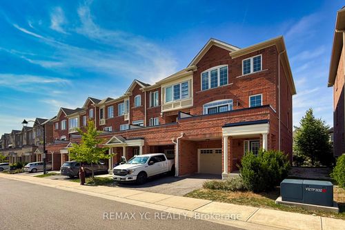 {{alt}} | Card Image