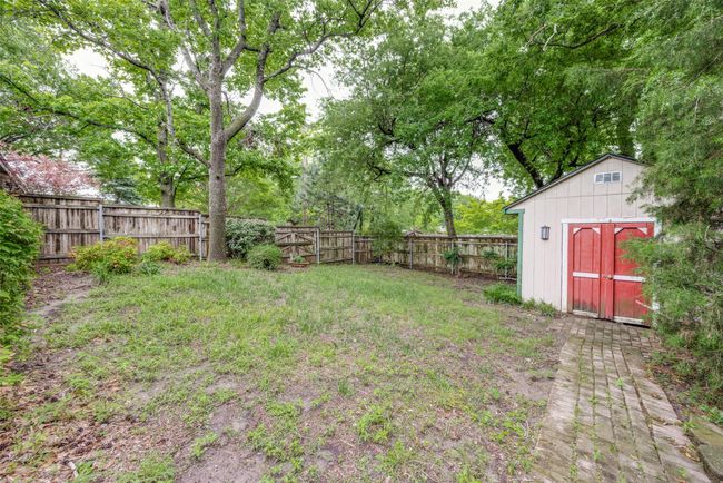 Side yard with shed | Image 29