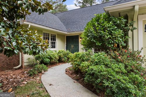 1559 Norwood Dr Sw, Lilburn, GA, 30047-5503 | Card Image