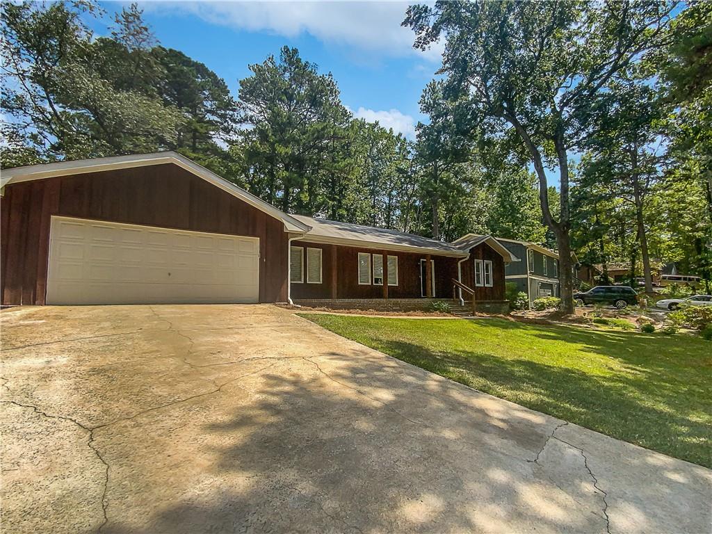 Hidden Hills Pkwy, Stone Mountain, GA 30088