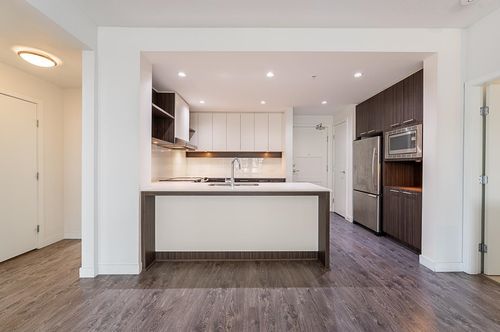 303-545 Foster Ave, Coquitlam, BC, V3J0B3 | Card Image