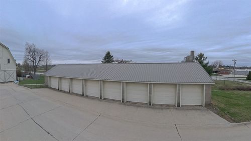 908 J Ave, Vinton, IA, 52349 | Card Image