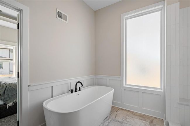 9069 Shady Bend Rd, House other with 5 bedrooms, 3 bathrooms and null parking in Lenexa KS | Image 26