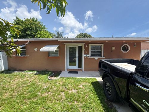 6211 Sw 9th Pl, North Lauderdale, FL, 33068-2746 | Card Image