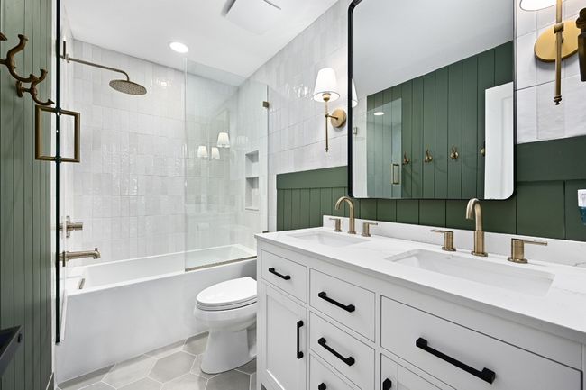 Fully remodeled upstairs bathroom. | Image 21