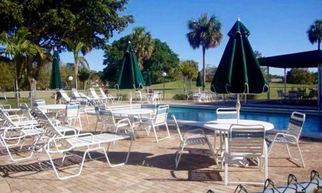 APT-204 - 9301 Lime Bay Blvd, Condo with 2 bedrooms, 2 bathrooms and null parking in Tamarac FL | Image 6