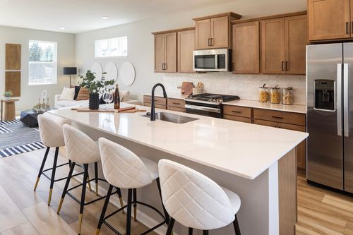 1531 Traverse Pt, Saint Paul, MN, 55122 | Card Image