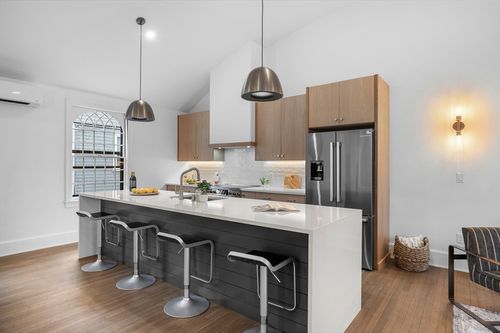 132-132 Elm St, Marblehead, MA, 01945-3464 | Card Image