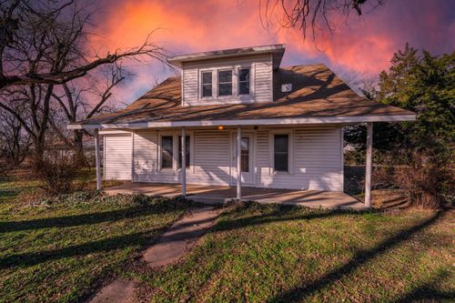 6005 W Irish Creek Rd, Hutchinson, KS, 67501-8777 | Card Image