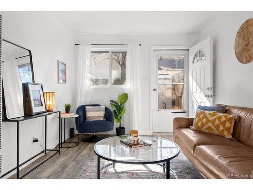 2955 N Gilpin St, Denver, CO, 80205-4515 | Card Image