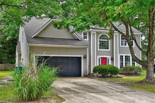 605 September Ln, Chesapeake, VA, 23322-4636 | Card Image