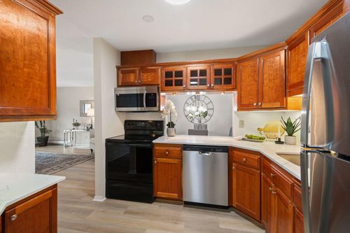 apt-103b-7510 Cahill Rd, Edina, MN, 55439-2740 | Card Image