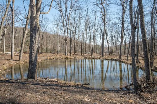 56 Benjamin Meadow Rd, Tuxedo Park, NY, 10987-3034 | Card Image