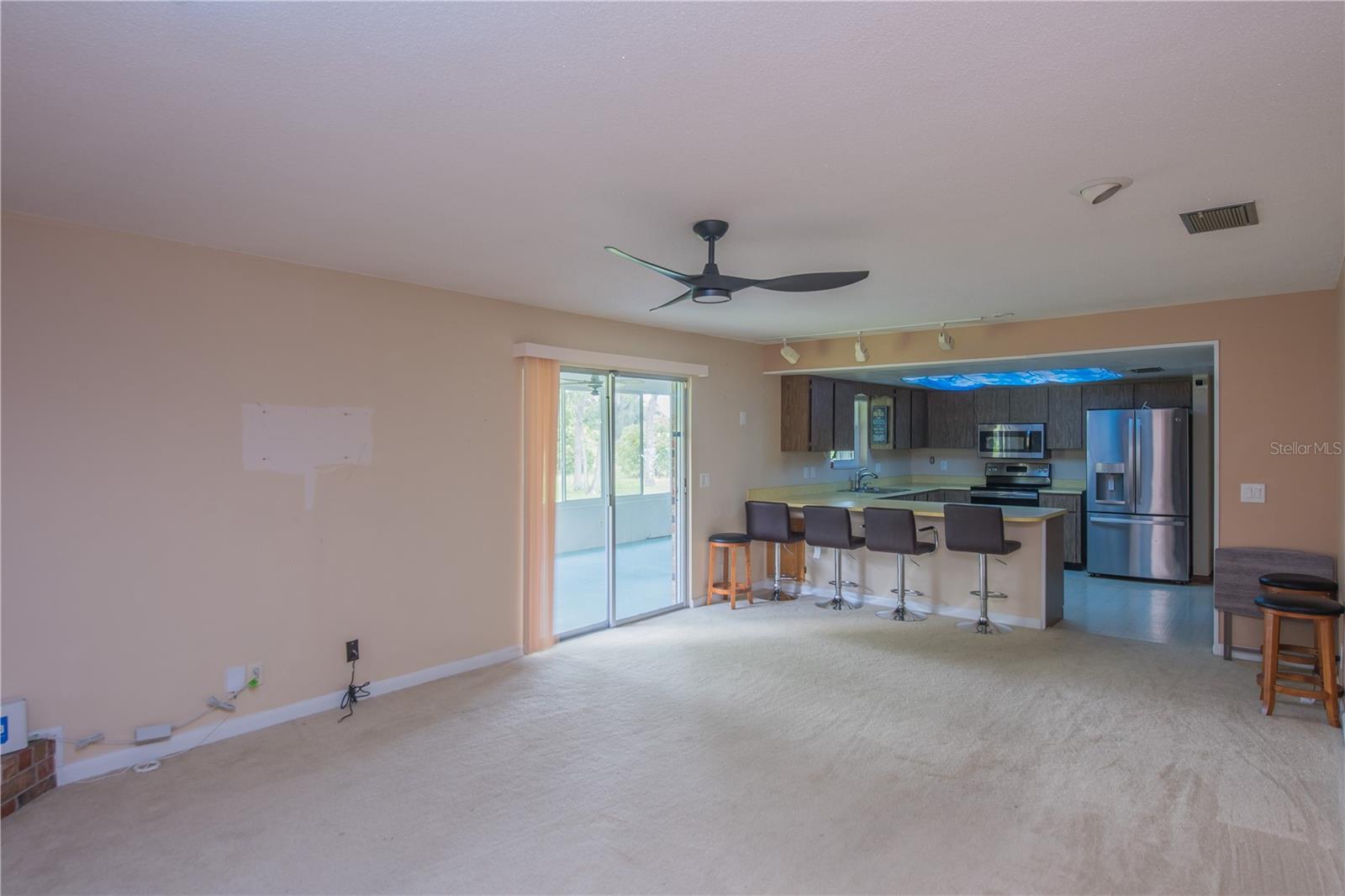 Residential in ORMOND BEACH 4