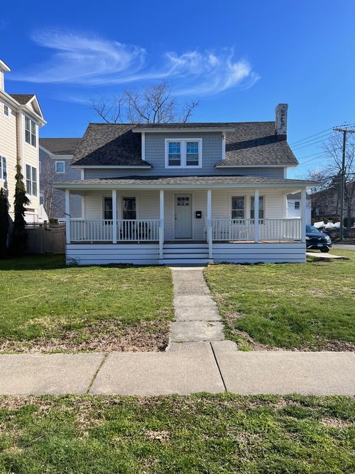 799 Rowland Rd, Fairfield, CT, 06824-6718 | Card Image