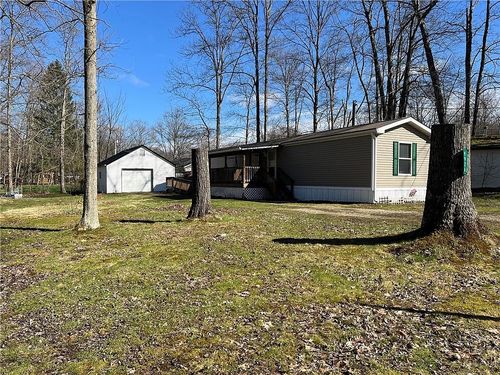 9926 Wigwam Trl, Linesville, PA, 16424-4980 | Card Image
