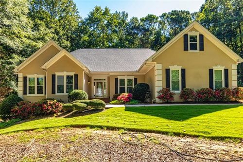 217 Windermere Cir, Newnan, GA, 30265-2220 | Card Image