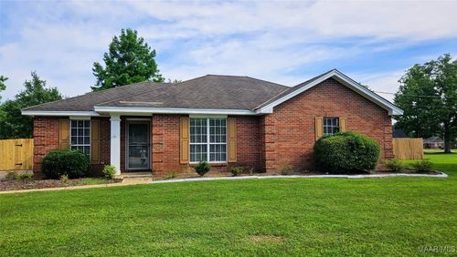 600 Bridlebrook Blvd, Pike Road, AL, 36064-2740 | Card Image