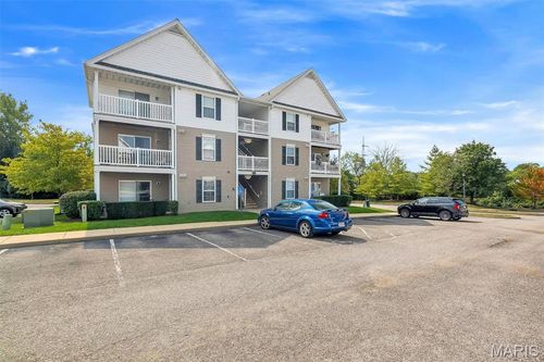 9e-9733 Crayford Rd, Saint Louis, MO, 63123-5345 | Card Image