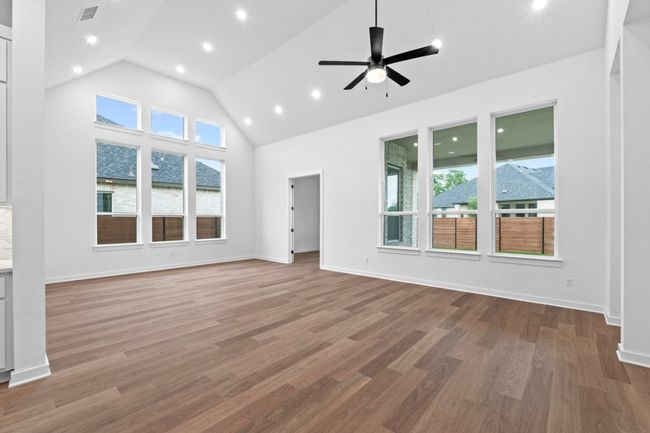 2113 Tobiano Trce, House other with 4 bedrooms, 4 bathrooms and 3 parking in Georgetown TX | Image 18