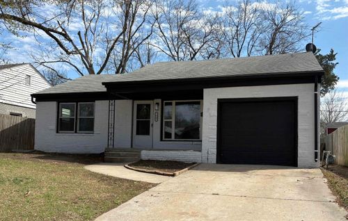 3623 E Funston St, Wichita, KS, 67218-4019 | Card Image