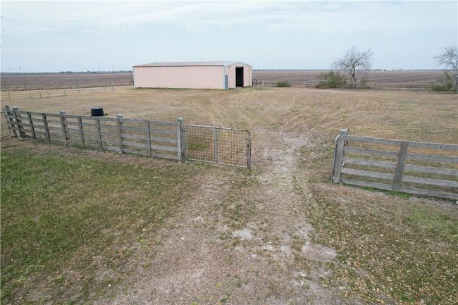 11701 Highway 359, House other with 3 bedrooms, 2 bathrooms and null parking in Mathis TX | Image 30
