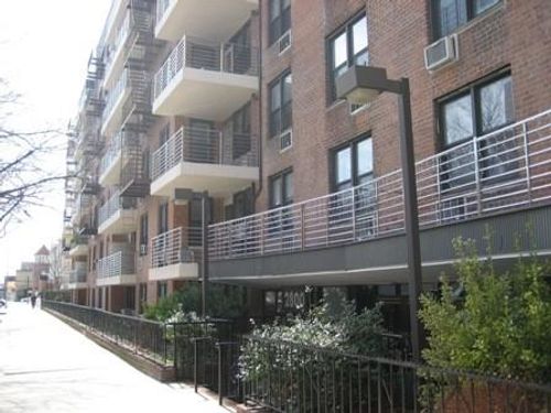 apt-616-2800 Coyle St, Brooklyn, NY, 11235-1736 | Card Image