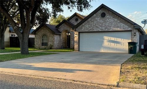 1307 Toni Ln, Mission, TX, 78572-3004 | Card Image