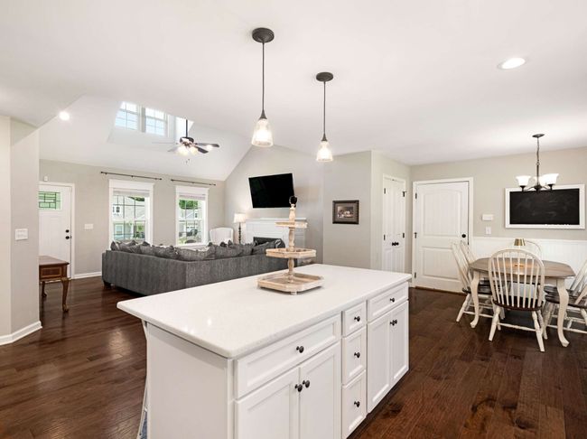 310 Diane Loop, House other with 3 bedrooms, 2 bathrooms and 2 parking in White Bluff TN | Image 19