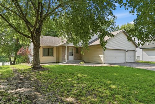 10920 Xeon St Nw, Coon Rapids, MN, 55433-7802 | Card Image