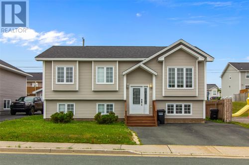 10 Northern Ranger St, St. John's, NL, A1B5G4 | Card Image