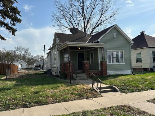 220 Michigan Ave, Saint Joseph, MO, 64504-1535 | Card Image