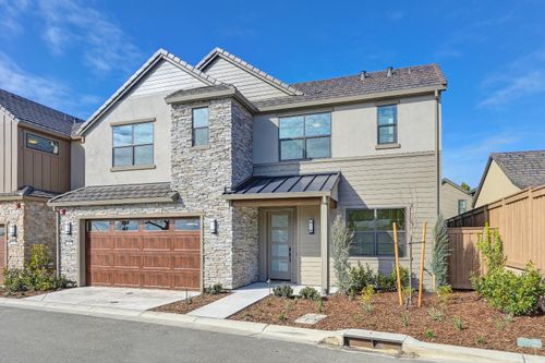 8464 Sun View Cir, Granite Bay, CA, 95746-6557 | Card Image