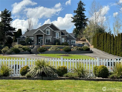 8614 72nd Ave E, Puyallup, WA, 98371-6532 | Card Image