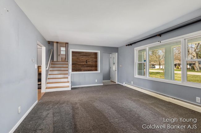 Living Room | Image 8