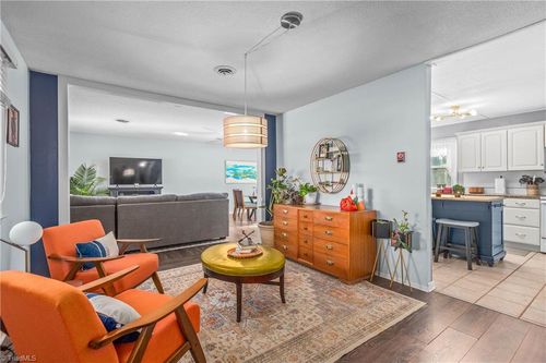 303 Pin Oak Dr, King, NC, 27021-9356 | Card Image