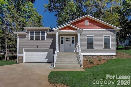 48 John Halford Ct, Hendersonville, NC, 28792-2405 | Card Image